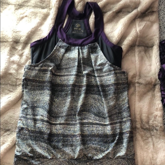 Work-out Top - Picture 3 of 5